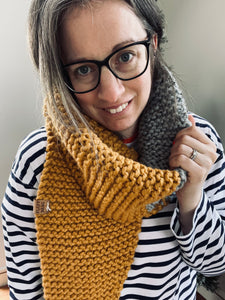 The Clúdach-Handknit super chunky scarf