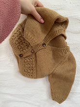 Load image into Gallery viewer, 0-3 MONTHS handknit Croia personalised name cardigans